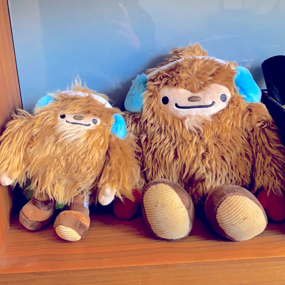 Plush toys Quatchi dolls with Olympic 2010. 13.5 inches and 20 inches sizes